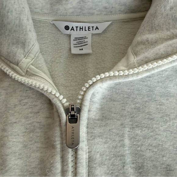 ATHLETA Forever Fleece 1/4 Zip Sweatshirt — Medium - Picture 5 of 8